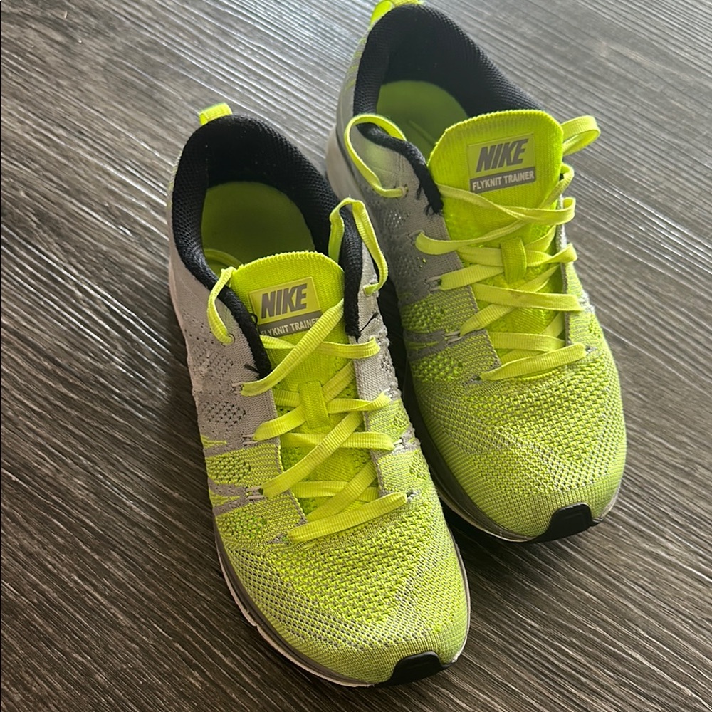 Nike Flyknit Trainer Neon Green Sneakers